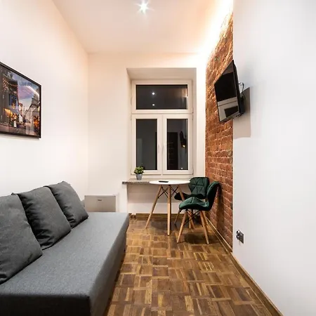 Revolution Aparts - Rewolucji 27 *