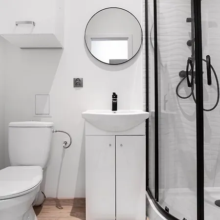 Apartamento Revolution Aparts - Rewolucji 27 *