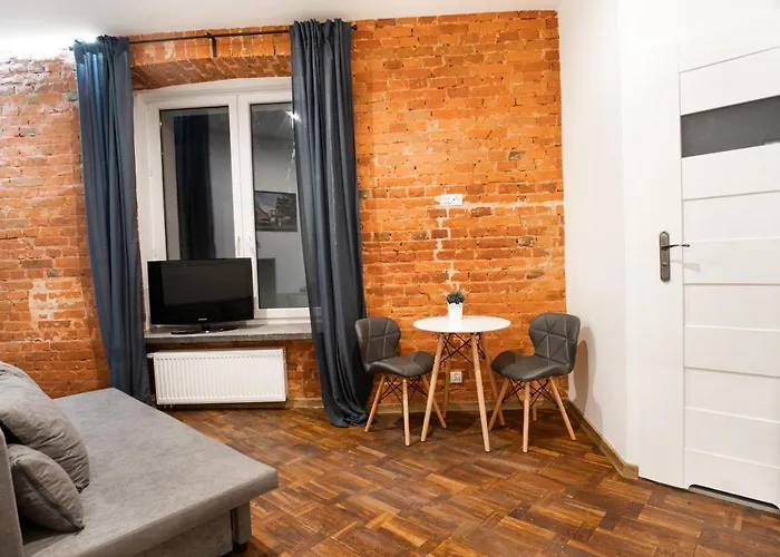 Revolution Aparts - Rewolucji 27