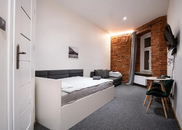 Revolution Aparts - Rewolucji 27