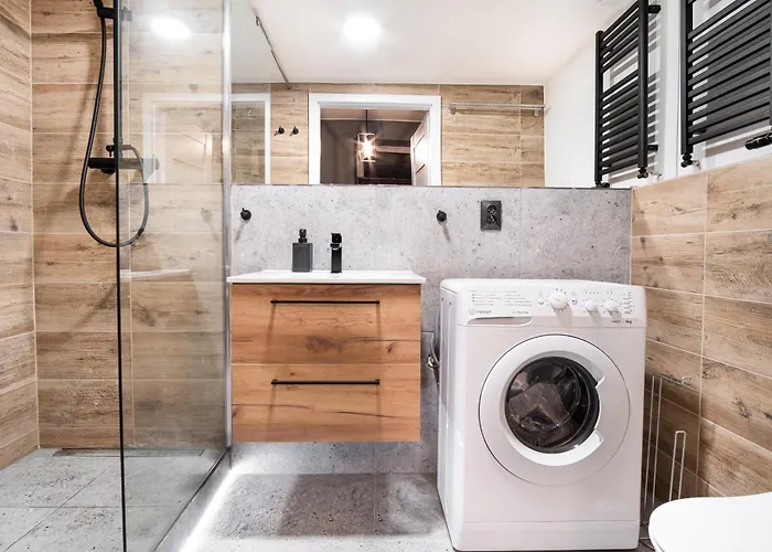 Revolution Aparts - Rewolucji 27 *